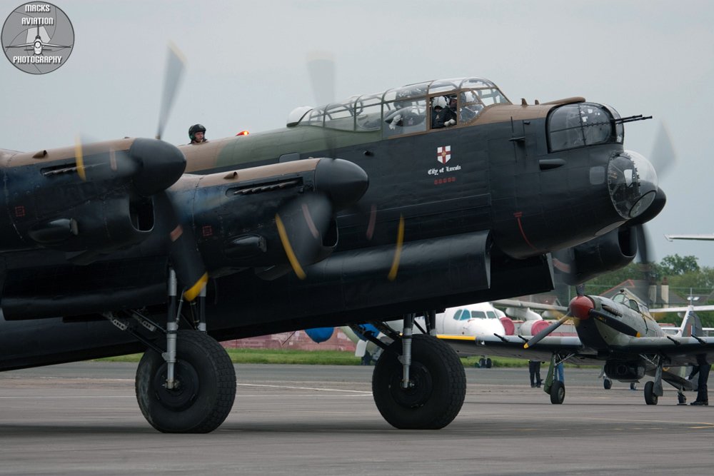 http://www.macksaviation.com/images/MACK2379.jpg